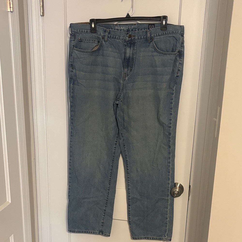 Chaps Men's Relaxed Fit Jeans in Blue
